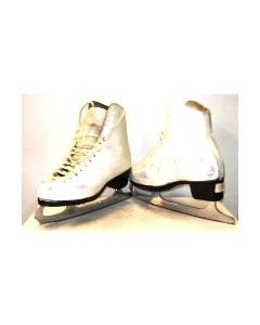 CON #01496 RIEDELL GOLDST USED